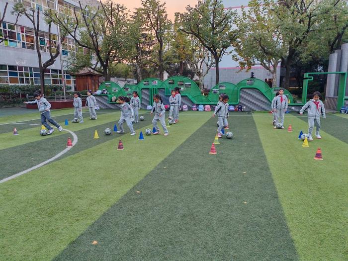 制定篮球交流计划以促进个人技能发展的方法_1